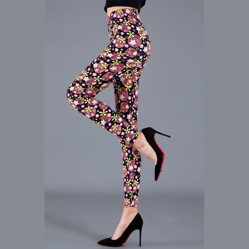 2023 Trendy Floral Print Slim Fit Milk Silk Leggings for Women - Plus Size, Elastic, Outerwear