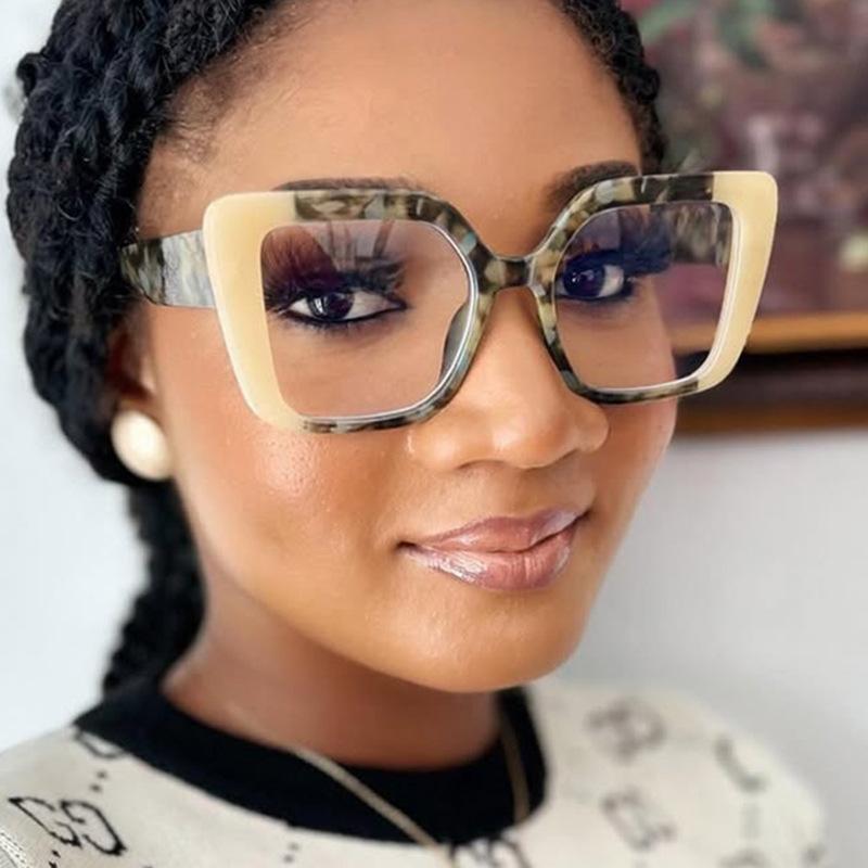 

Women s glasses, square large-frame glasses.
