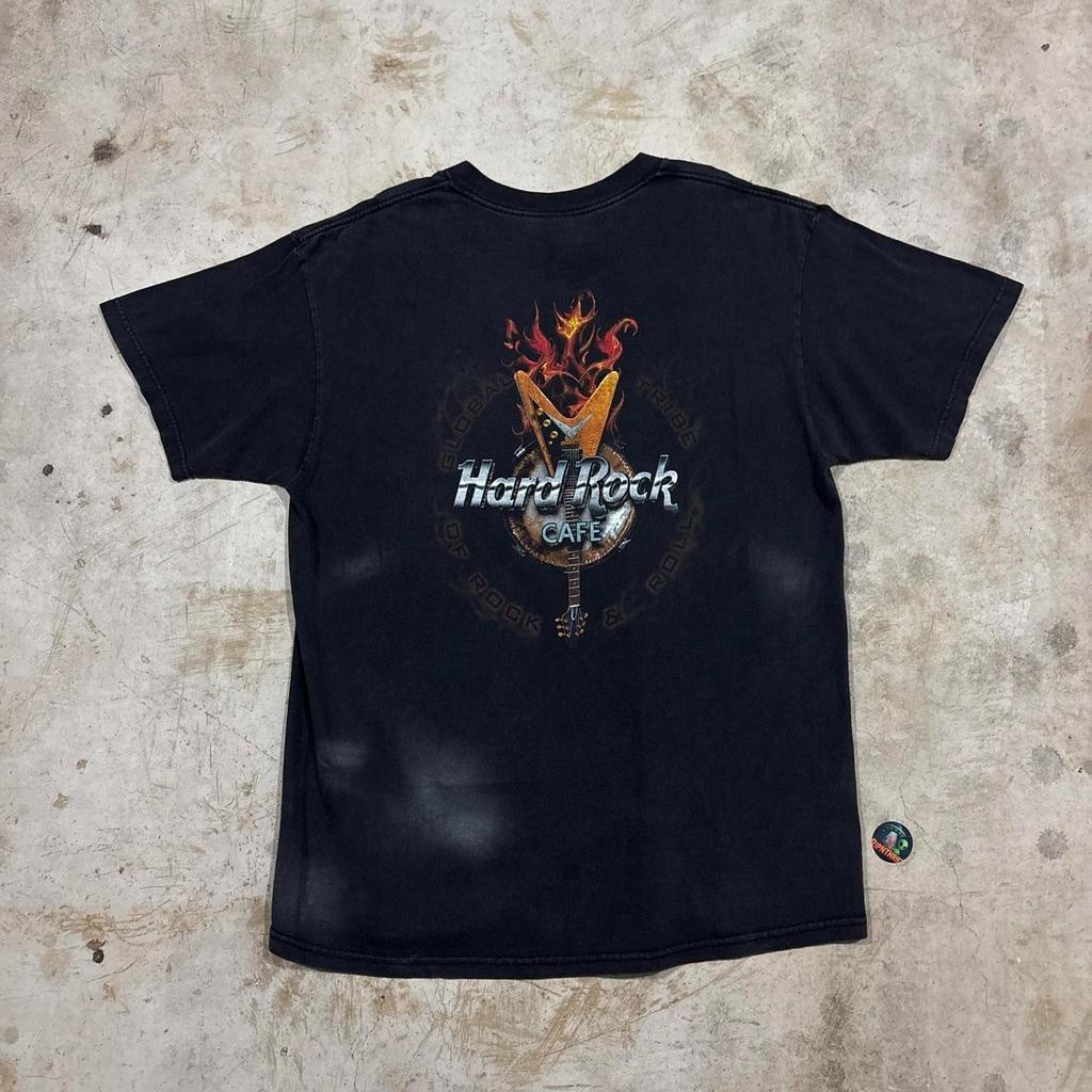 Vintage 1998 Hard Rock Cafe Montreal Guitar Graphic Size L Unisex T-Shirt