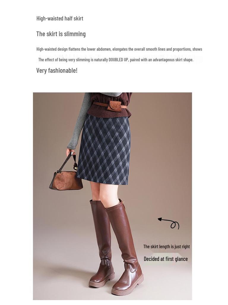 Plaid High-Waist A-line Skirt: Winter 2025 Petite Fashion