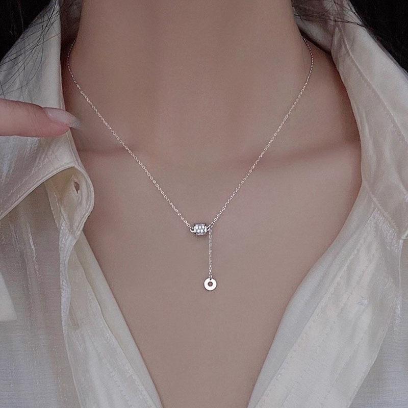 S999 Silver Slim Chain Necklace: Elegant High-End Clavicle Jewelry, Perfect Birthday Gift for Women, Girlfriends, or Best Friends.