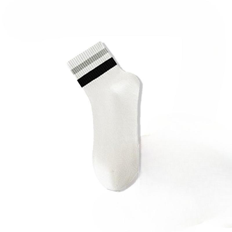 Мужские весенне-осенние дезодорирующие влагоотводящие дышащие молодежные спортивные короткие хлопковые носки 1 pair