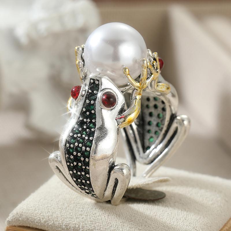Vintage Inlaid Green CZ Frog Women's Ring Ethnic Two Color Hand Carving Daily Wear Party Jewelry Anniversary Gift