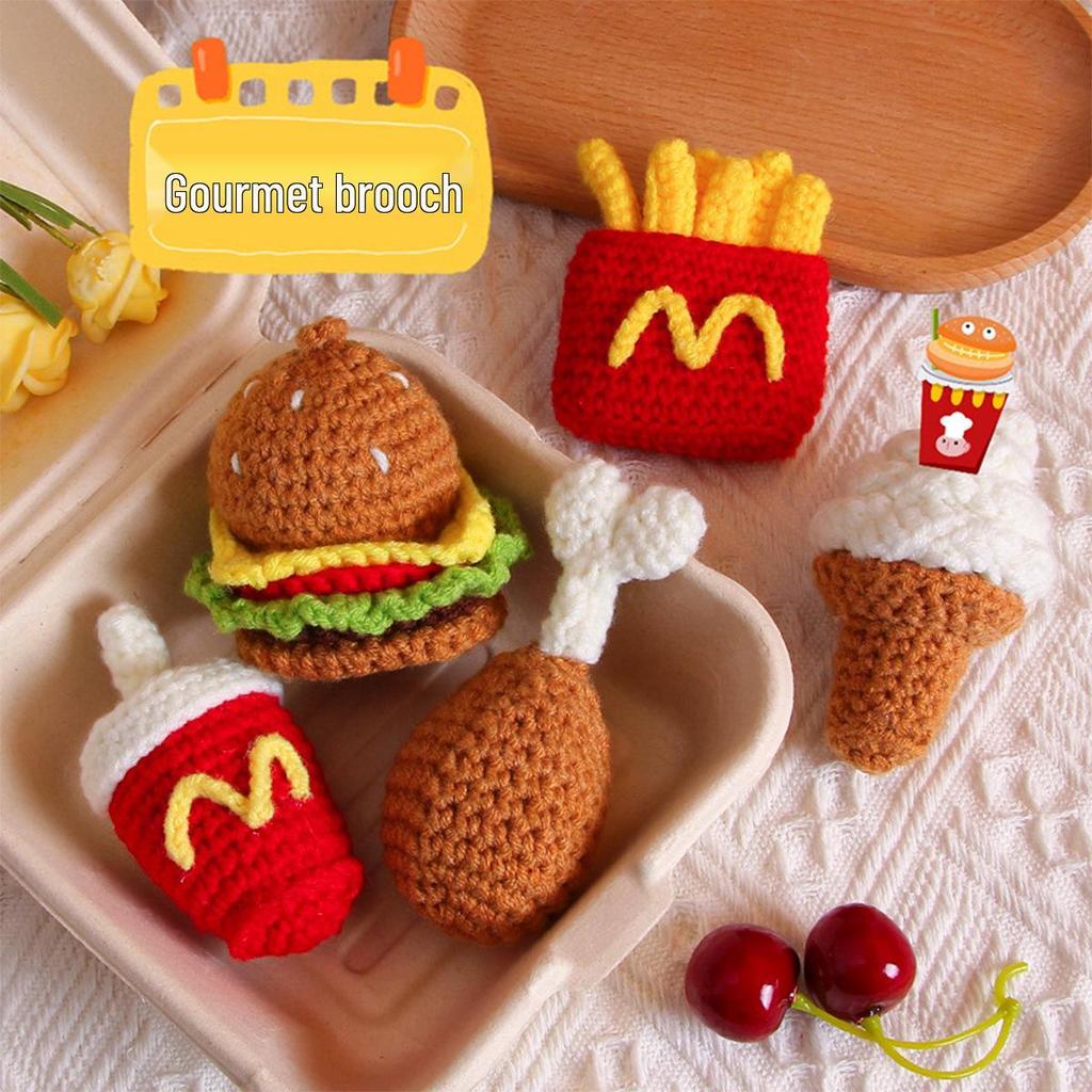 McDonald's Garn Gestrickte Brosche - Niedlicher Cartoon Anhänger Anstecknadel für Taschen und Kleidung