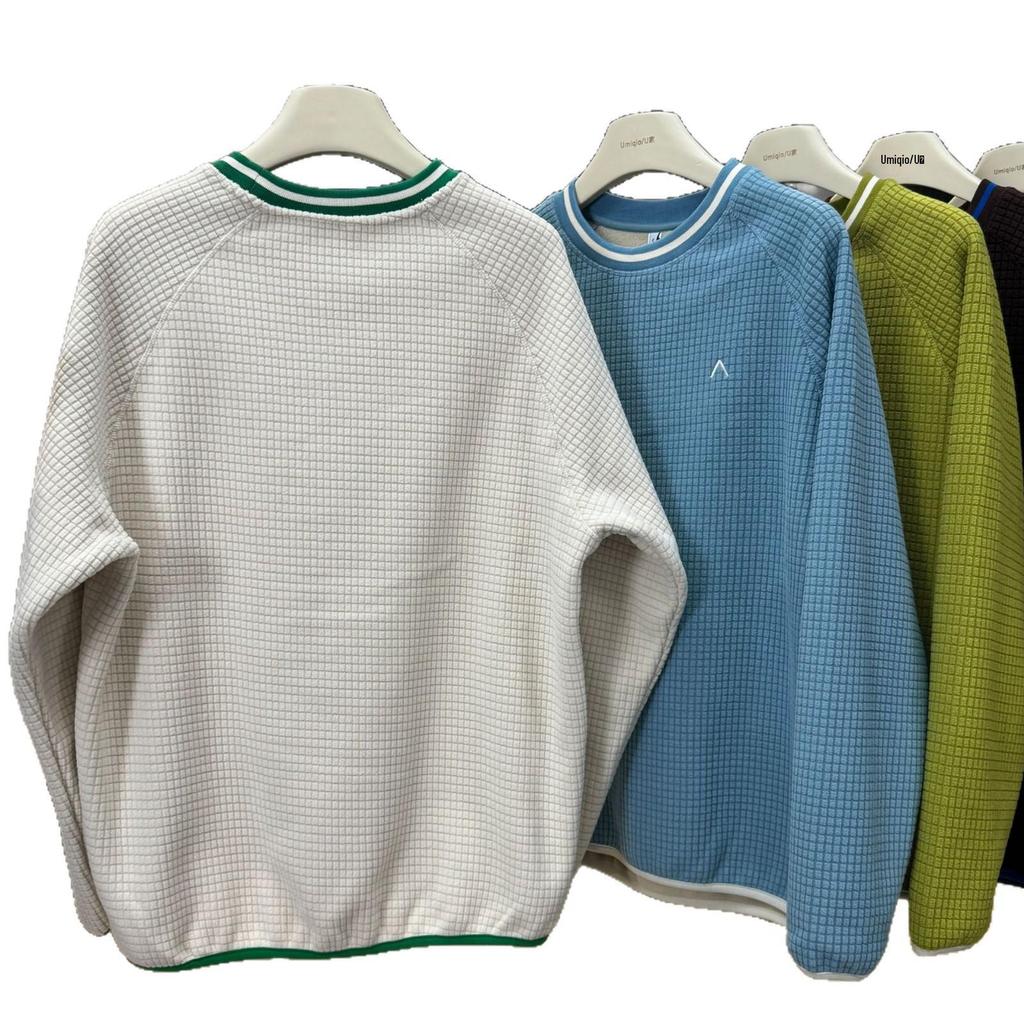 New Outdoor Mountain Style Color Block Fleece Couple Sweatshirt - Warm, Textured, Round Neck, Long Sleeve.