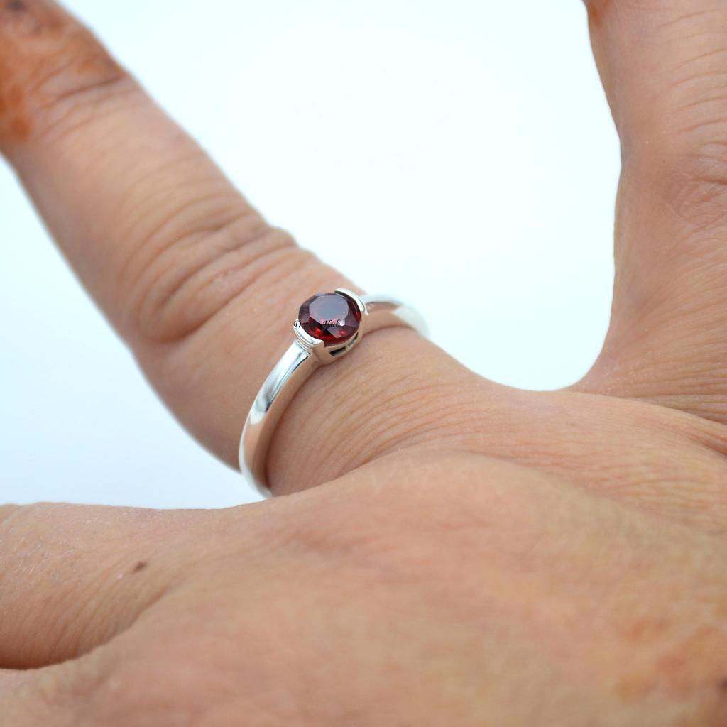 Natural Garnet Gemstone Solid Ring 925 Sterling Silver Handmade Jewelry For Christmas Gift