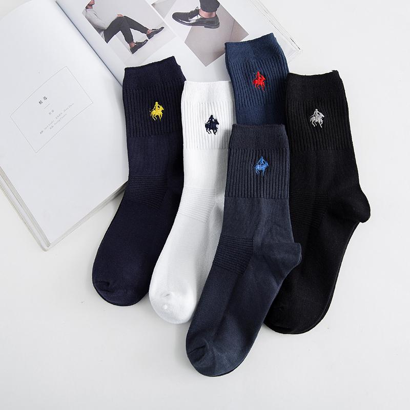 Gekämmte Baumwolle zur Herstellung hochwertiger Baumwollsocken für Herren, eine vielseitige Wahl für alle Jahreszeiten, lässige Baumwollsocken für Herren