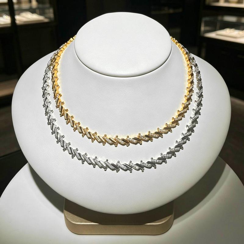 High Quality Iced Out Bling Sparking Clear Cubic Zirconia CZ Paved Star Starburst Charm Choker Necklace For Women