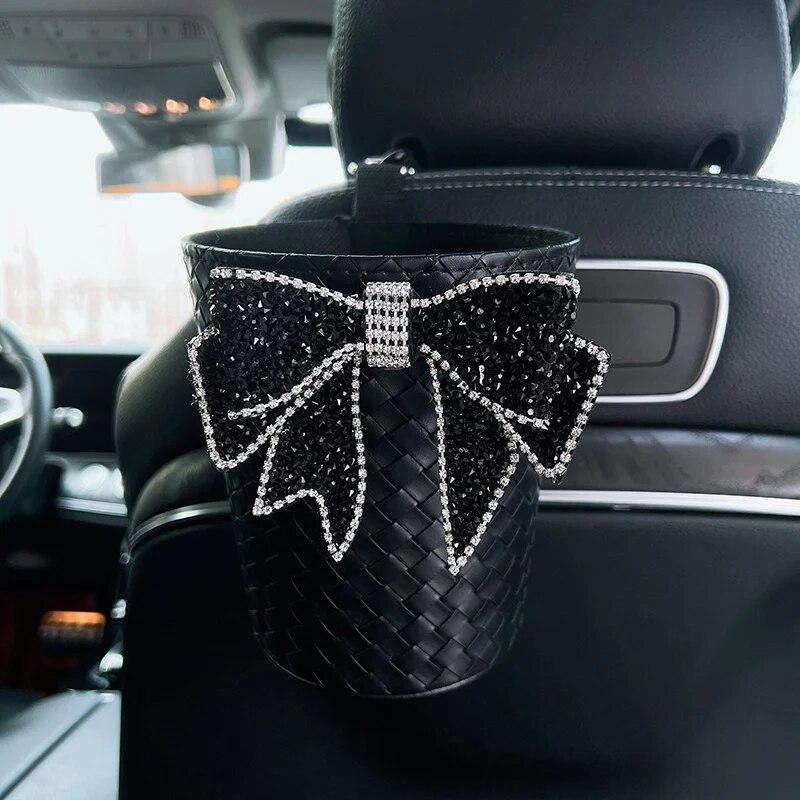 Kreativer gestrickter Leder-Auto-Mülleimer mit Schleife für Kopfstütze, Mini-Auto-Auslass, Lüftungsschlitz, Müllbeutel, Müllaufbewahrungsbox für Frauen