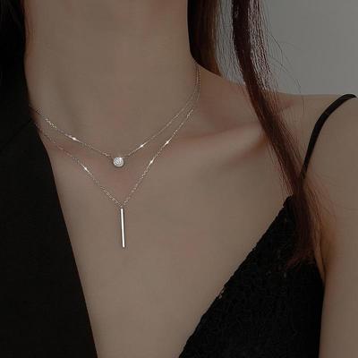 Colier pătrat cu diamante intermitent, rotund, geometric, dublu Colier pentru claviculă feminină Colier cu temperament simplu și rece de nișă pentru femeie