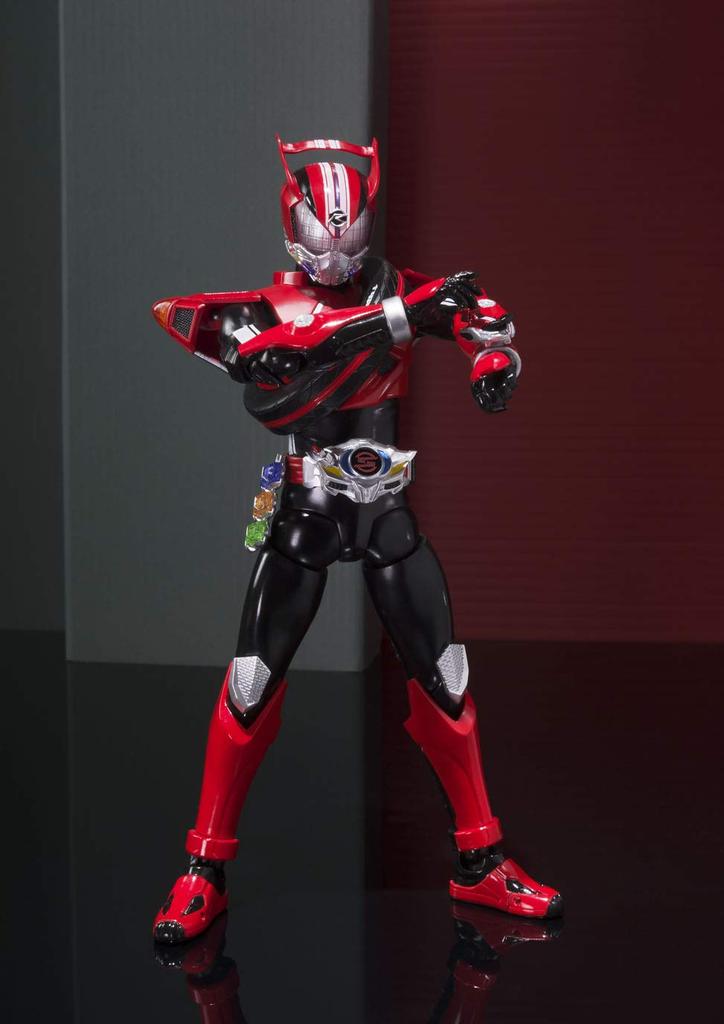 TAMASHII NATIONS Kamen Rider Typ pohonu Rychlost Kamen Rider Kicks 145mm malovaná pohyblivá figurka SHFiguarts -20 verzí- Přibližně. PVC a ABS
