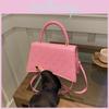 Sac à main élégant matelassé en PU pour femmes, dans des couleurs tendance pour les tendances Automne Hiver