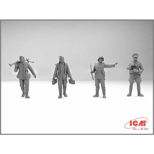 ICM 1/35 German Infantry 1939-1942 Plastic Model Kit 35639