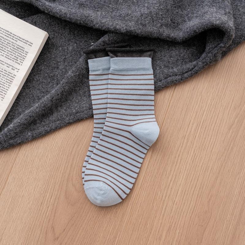 Women's New Autumn Trend Stripe Color Clash Double Rotors Breathable Boneless Tube Stack Socks