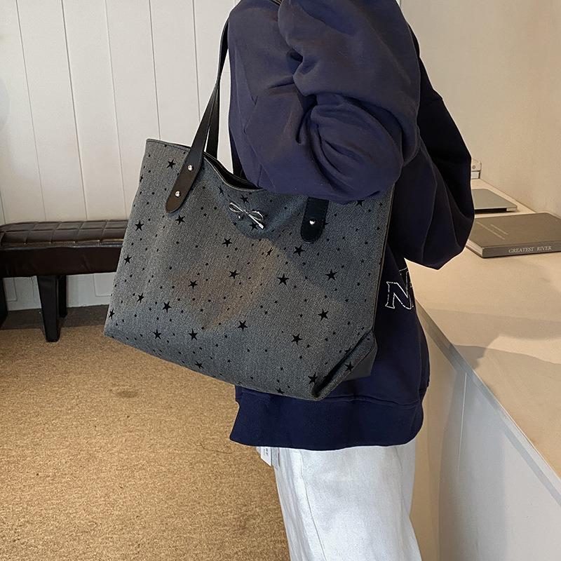 Casual niche tote bag single shoulder retro large capacity women's bag trendy commuter bag girls backpack