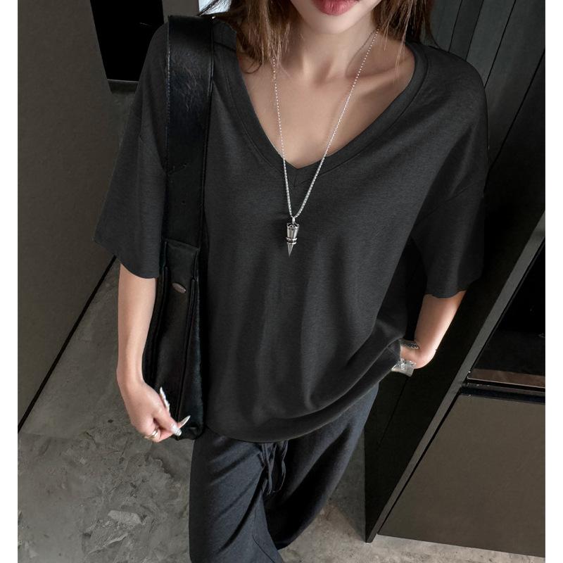 

Summer loose V-neck BM lazy wind shoulder short-sleeved T-shirt women s versatile casual Spice Girl design sense niche top s (suitable for weight 35-47.5kg ) чёрный