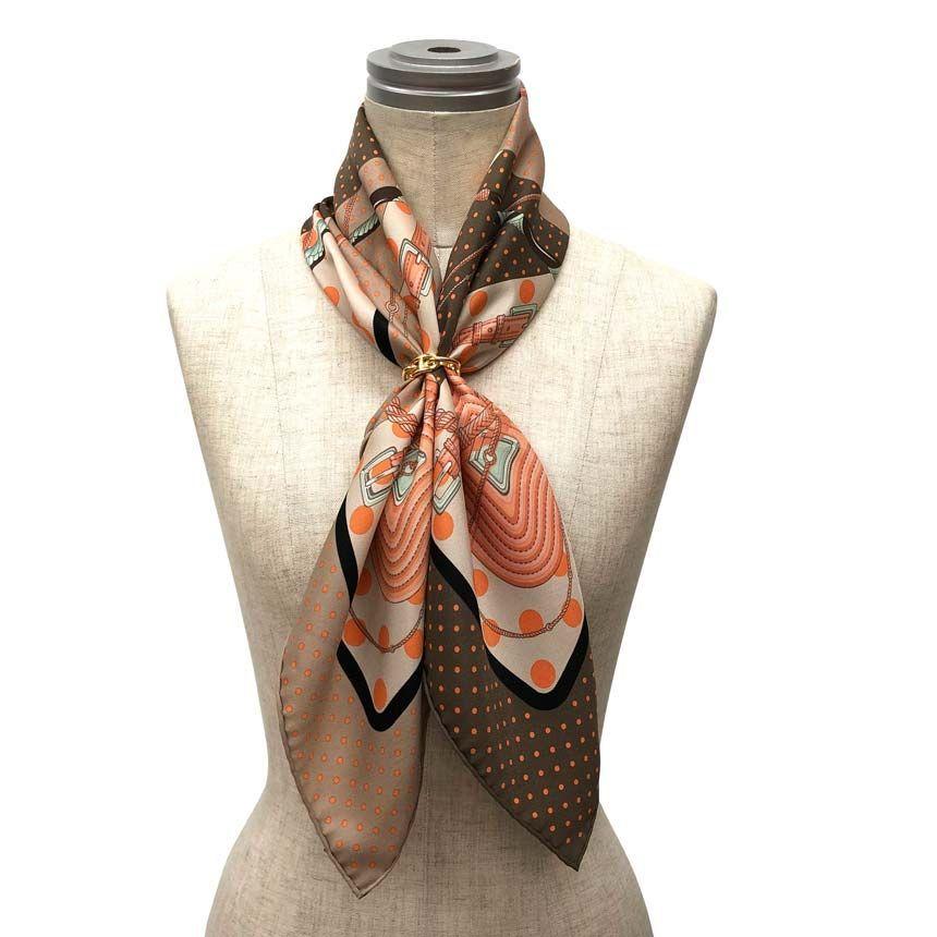 Used HERMES Hermes Carre 70 Scarf Clic-Clac a Pois Click Clack Dot Vintage Silk aq13086