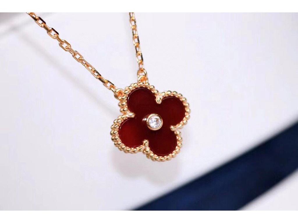 Złota Bransoletka i Naszyjnik z Czterolistną Koniczyną, Platerowane 18K - Idealny Prezent na Urodziny Dziewczyny