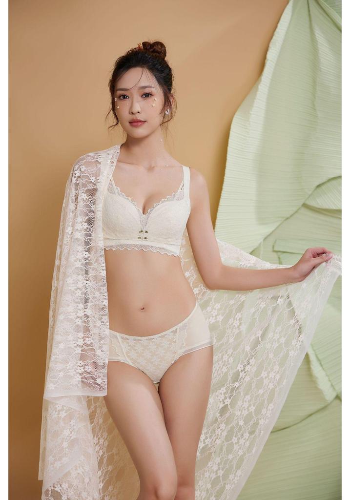 Women's Lace Minimizing Bra Set: Wireless, Thin with Sandwich Cups for Large Bust, Anti-Sagging, Gathers Side Breasts.