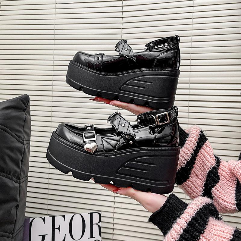 Fashion 2025 Autumn New Women Single Shoes Gothic Rivets Buckle Cosplay Female Pumps Black Lolita Mary Janes Wedges Shoes Platform
