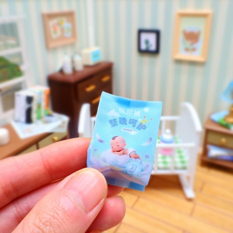 

1Pcs Doll Home Decoration Cute Miniature Scene Food Toy Dollhouse Mini Milk Powder Diaper Model For Doll Accessories Toys синий