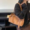 Retro Niche Large-capacity Tote Bag Women's 2025 New Trendy Fashion Simple Women's Bag Commuter Shoulder Armpit Bag