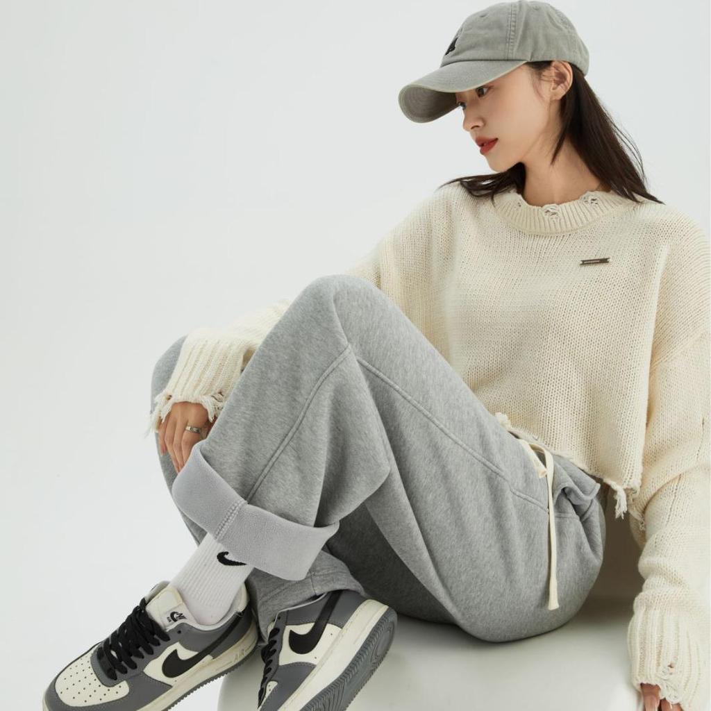 700g Winter Women's Imitation Cashmere Wide-Leg Pants - Warm, Thick, Loose Cotton Sweatpants