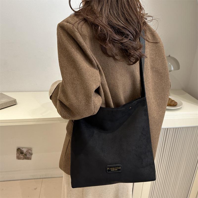 Super fire niche leopard print bag women's 2025 new popular versatile messenger bag single shoulder underarm bucket bag