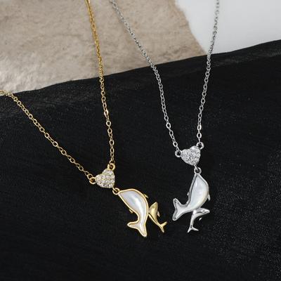 Necklaces Niche Design Natural Mother-of-pearl Dolphin Pendant for Women Charms Fashion Vintage Pendant Jewelry