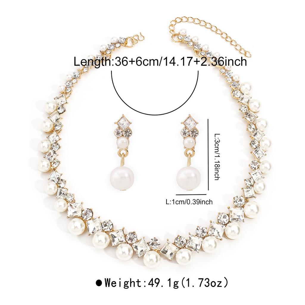 Tooxika Baroque Alloy Necklace Elegant And Stylish Versatile Bridal Dress Jewellery Set