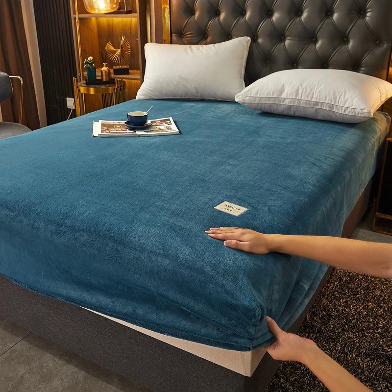 Autumn and Winter A-Class Milk Velvet Bed Sheet Solid Warm Cozy Mattress Protective Cover Bed Linen Protector Fitted Sheet Winter Keep Warm