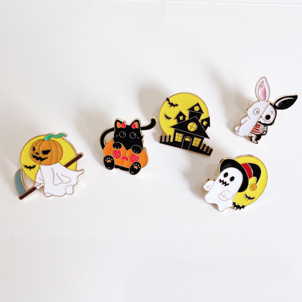 Halloween Cartoon Pumpkin Ghost Skull Metal Brooch - Funny & Cute Pin for Men and Women