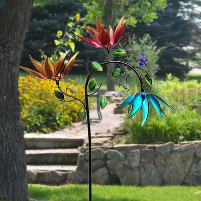 Moulin à vent en métal à fleurs et papillons, grande éolienne avec trois moulins à vent rotatifs à fleurs et papillons, décoration de jardin, cour extérieure, art décoratif