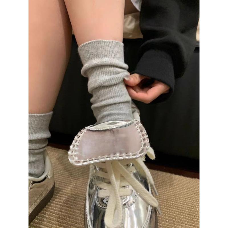 

Advanced Color Combination Makes You Look Slimmer. It Can Be Straightened, Piled Up. Suitable for All Seasons. Comfortable Socks for Children. 1 pair світло-сірий колір