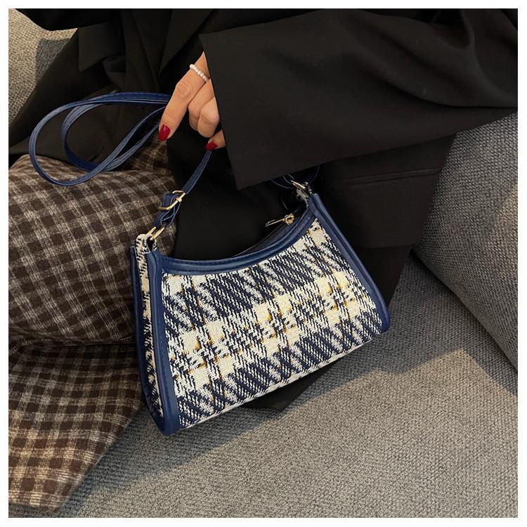 Stylish Urban Chic Quilted Handbag Soft Polyester Shoulder Bag For Women