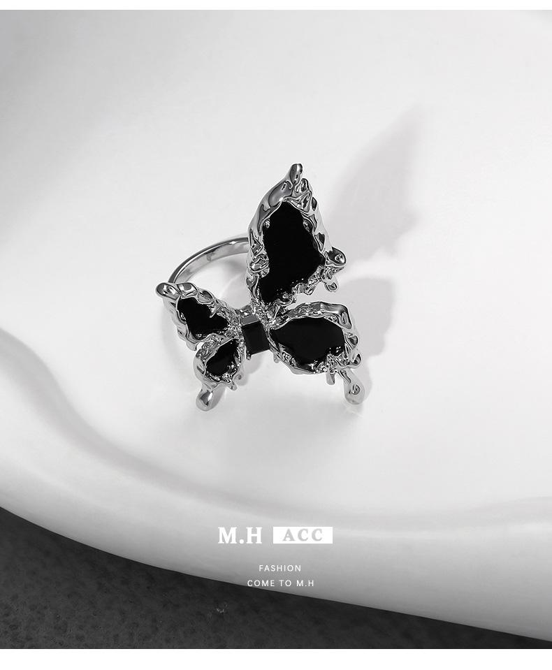 Black Celestial Butterfly Ring: Stylish Dark Luxury for Women & Trendy Couples