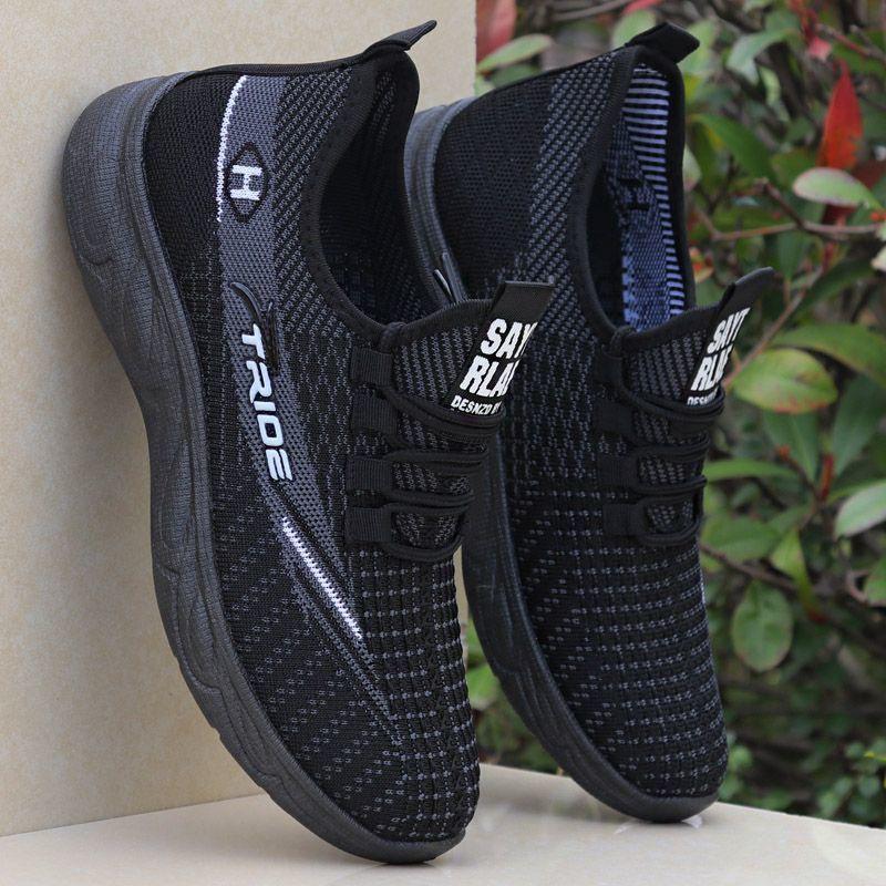 Nouvelles chaussures de sport décontractées respirantes à semelle souple, en maille, de hauteur moyenne, antidérapantes, chaussures de course ultra-légères