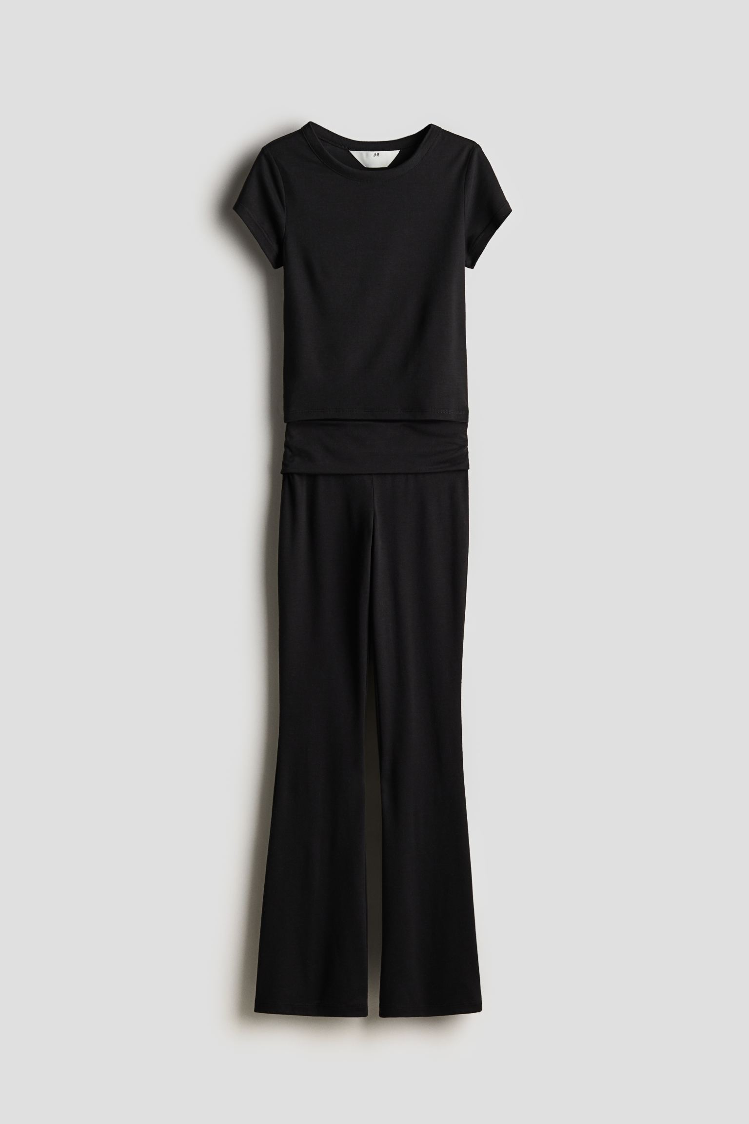 

комплект из 2 трикотажных изделий