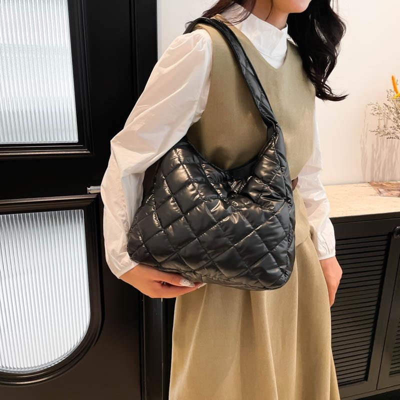 Rhombus embroidery thread large-capacity shoulder bag autumn and winter new casual shoulder underarm portable tote bag women