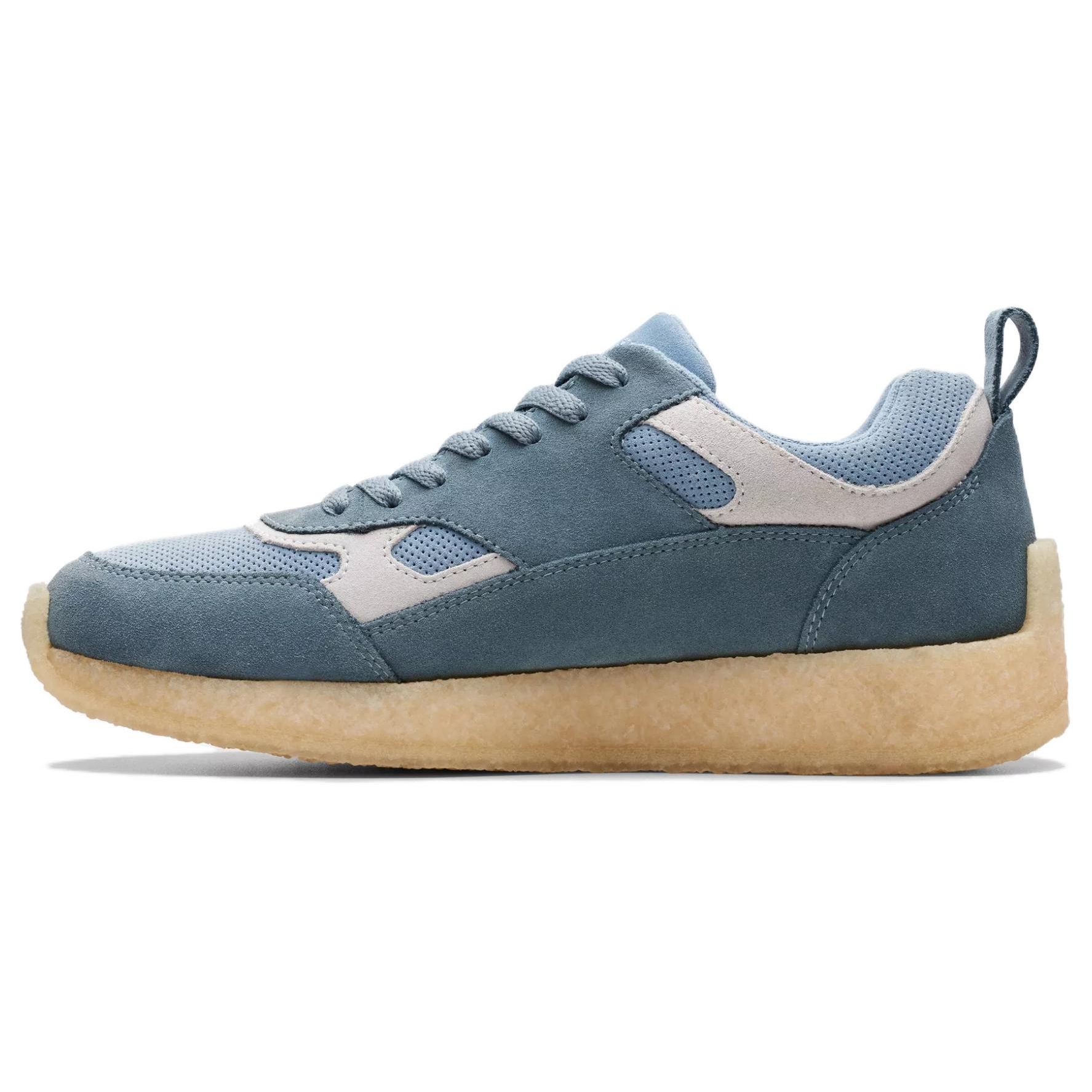 Clarks Suede Round Toe Lace-Up Low-Top