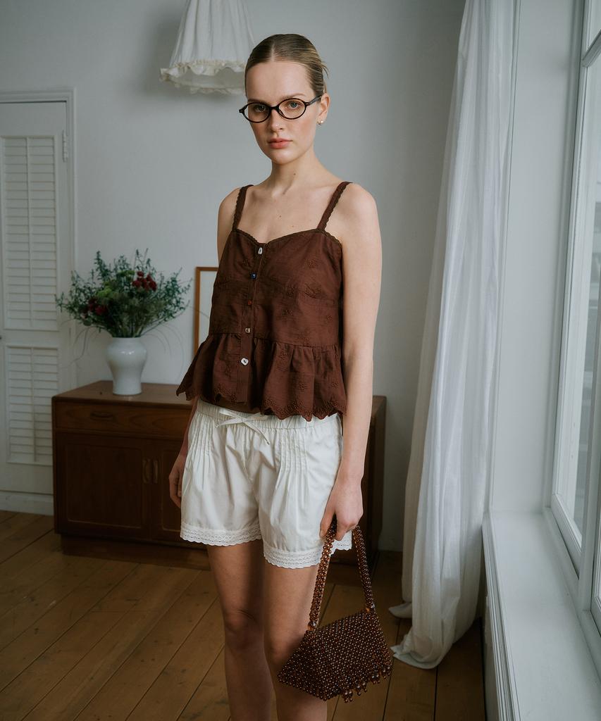 GREENBUTTER Pintuck Lace Trim Shorts (Ivory)