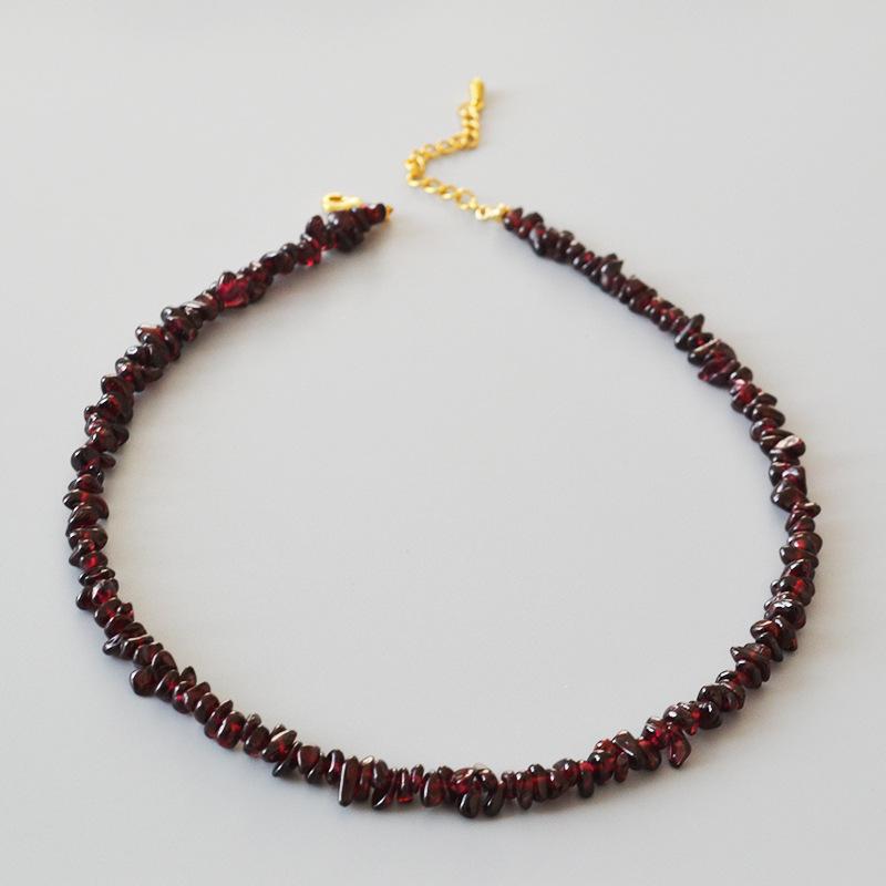 Baroque Garnet Beaded Short Necklace - Elegant Clavicle Chain
