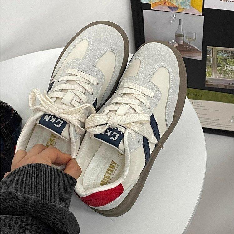 Retro Forrest Gump Schuhe Deutsche Trainingsschuhe Neue lässige und leichte Sport-Board-Schuhe für Frühling und Sommer