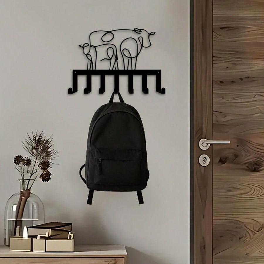 Retro Cow Key Holder Wall Decor Metal Wall Art with 7 Hooks Farmhouse Entryway Bedroom Animal Lover Gift Ironwork