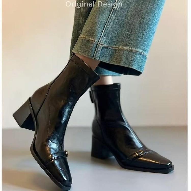 Coarse heel short boots women's thickened new thin boots European and American fashion warm winter pointed short tube versatile velvet