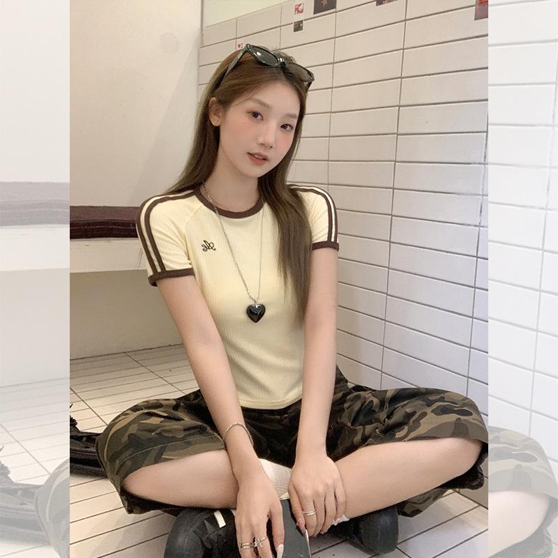 American contrasting striped round neck short-sleeved T-shirt women's summer small slim and thin embroidered textured short top