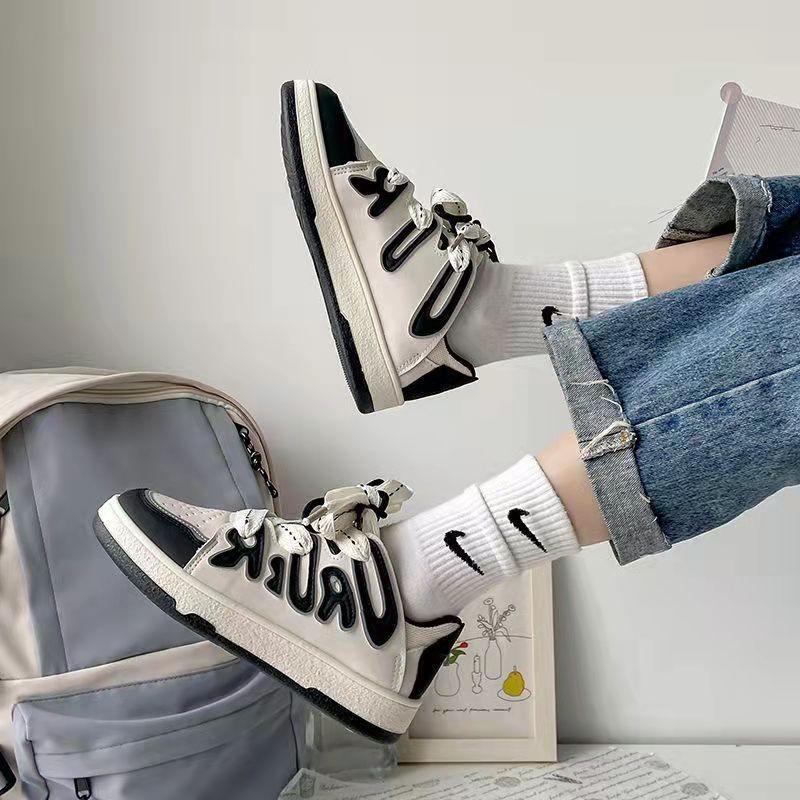fashion 2024 Men Casual Sneakers New Sneakers Light Shoes Men Vulcanize Shoes All-match Shoes Male Flats Lace-up Platform Shoes