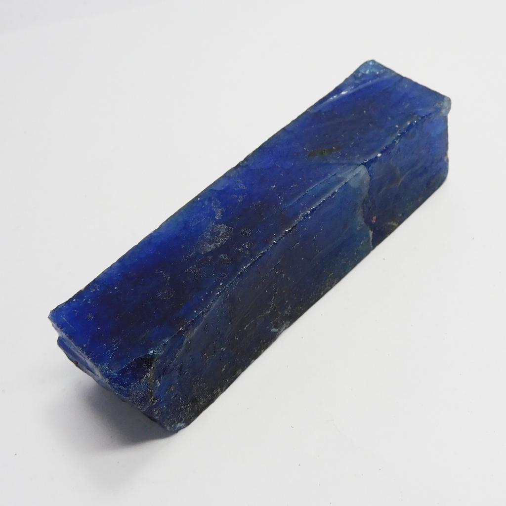 Natural Blue Tanzanite Loose Gemstone Uncut Rough 520.85 ct for Lapidary and Gem Collections
