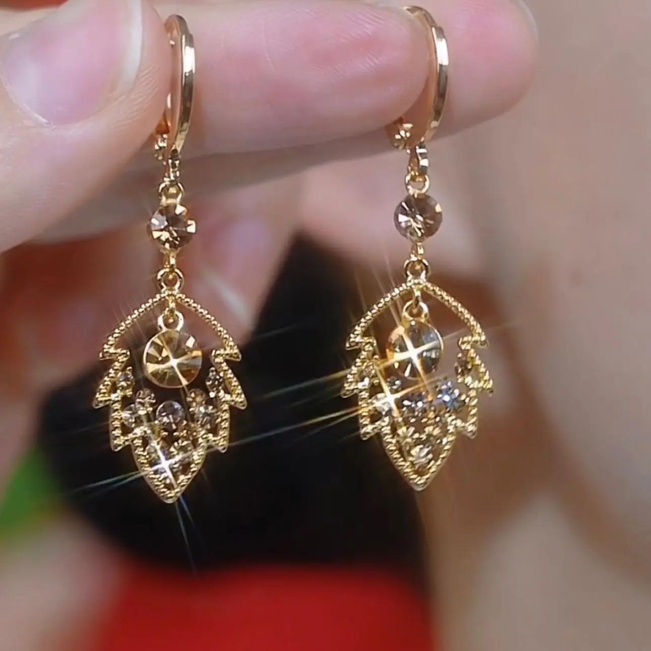 

New S925 Copper Needle Korea Geometry Long Triangle Shape Tassel Earrings for Women Fashion Personalization Zircon Party Gifts