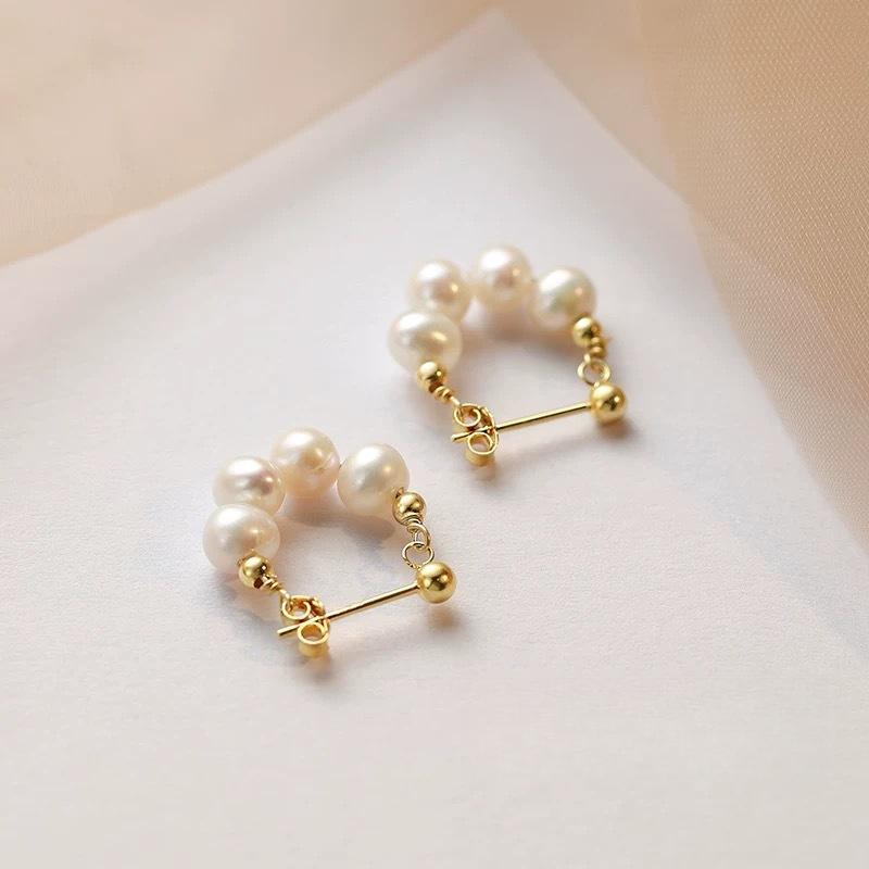 

Pearl Earrings New Niche Women s Stud Earrings Sweet Light Luxury High-end Earrings